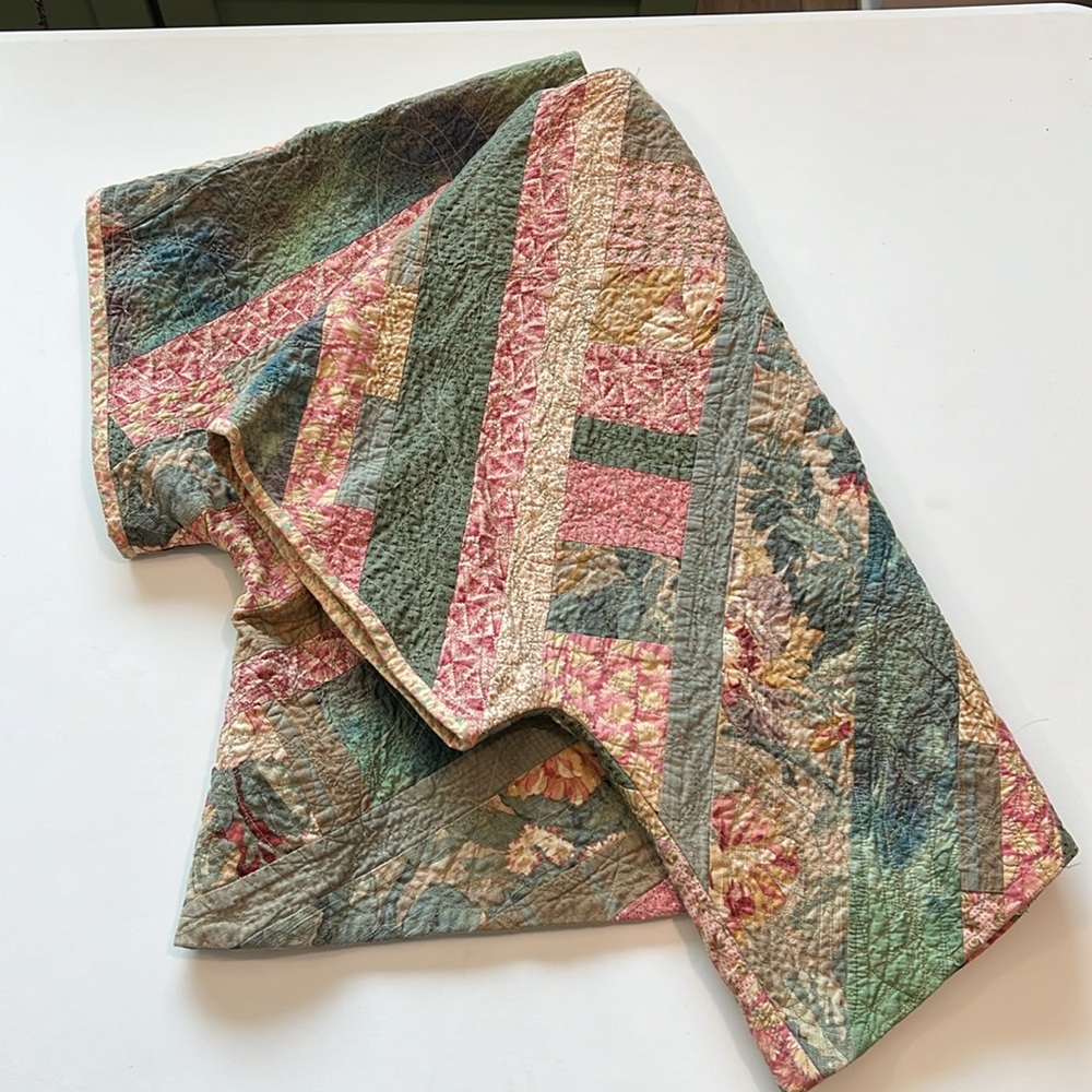 Vintage - quilted‎ shawl, cropped short sleeve jacket - Picture 5 of 11